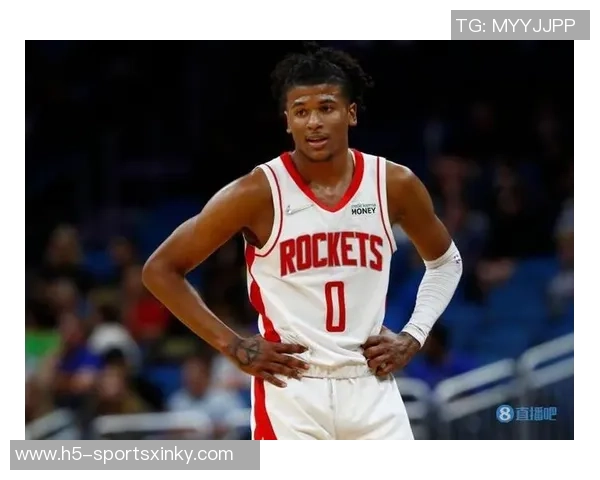 小迈克尔波特半场表现平平12投4中三分球命中率低迷仅得11分3篮板